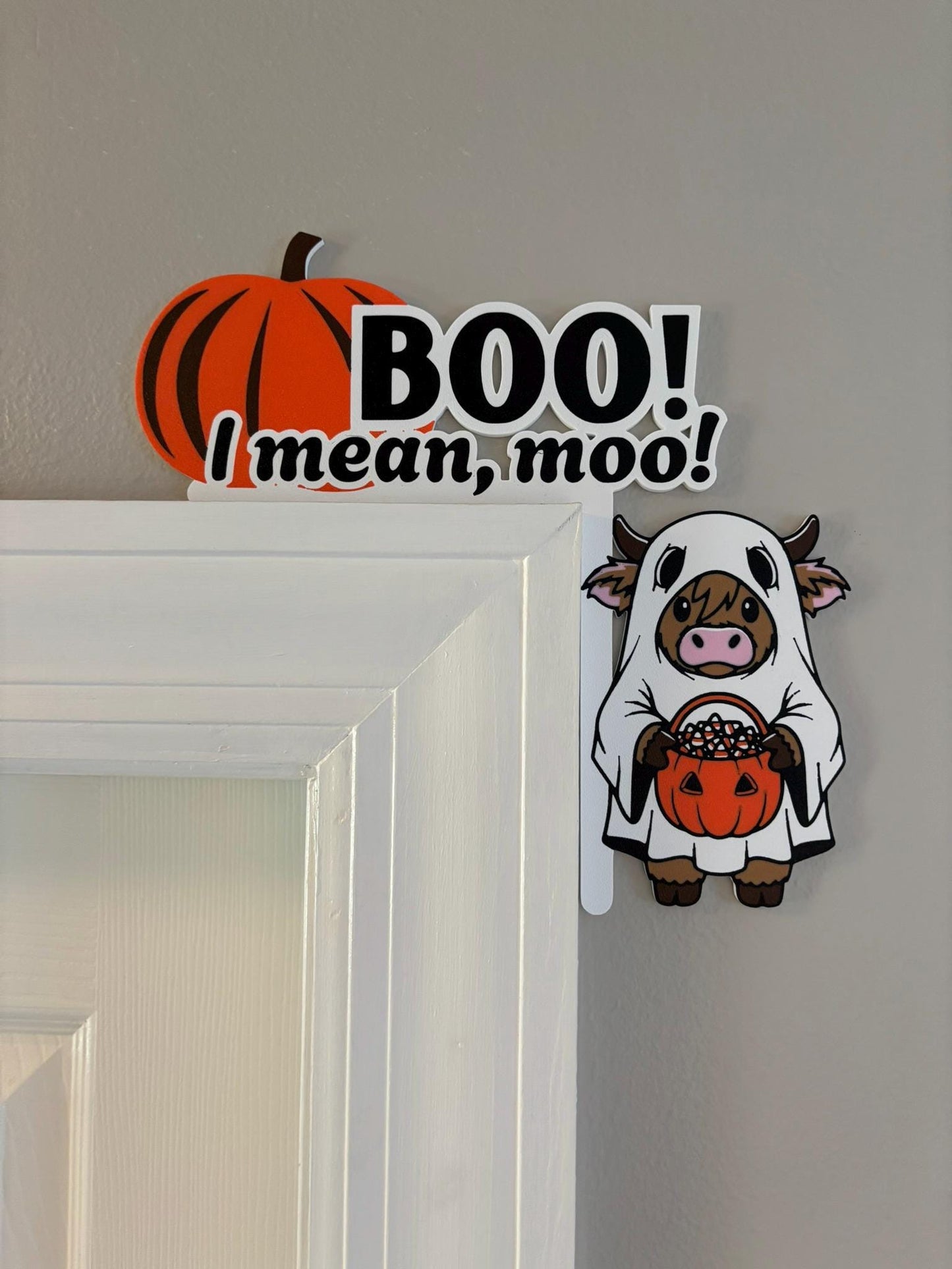 Highland Cow Halloween Door Window Corner Topper
