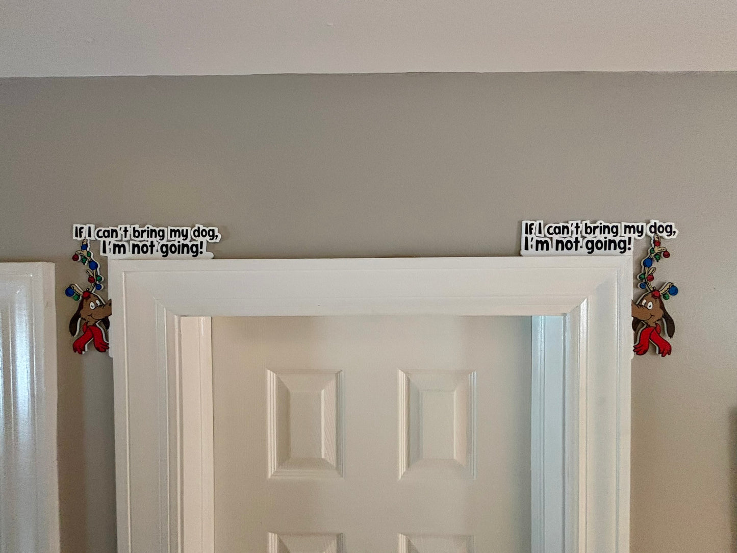 Max Grinch Door Corner