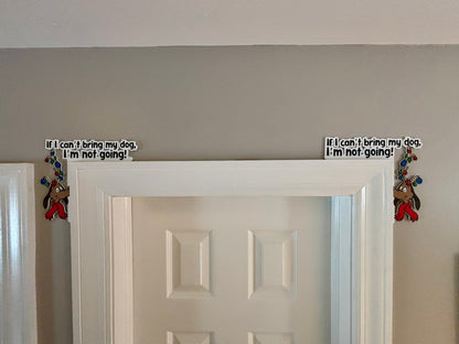Max Grinch Door Corner