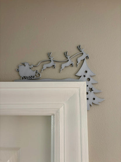 Reindeer Flying Door Corner