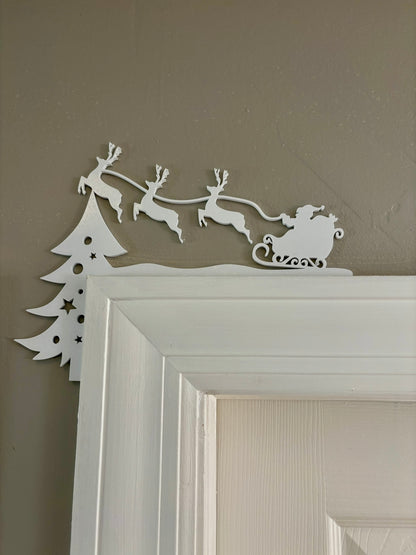 Reindeer Flying Door Corner