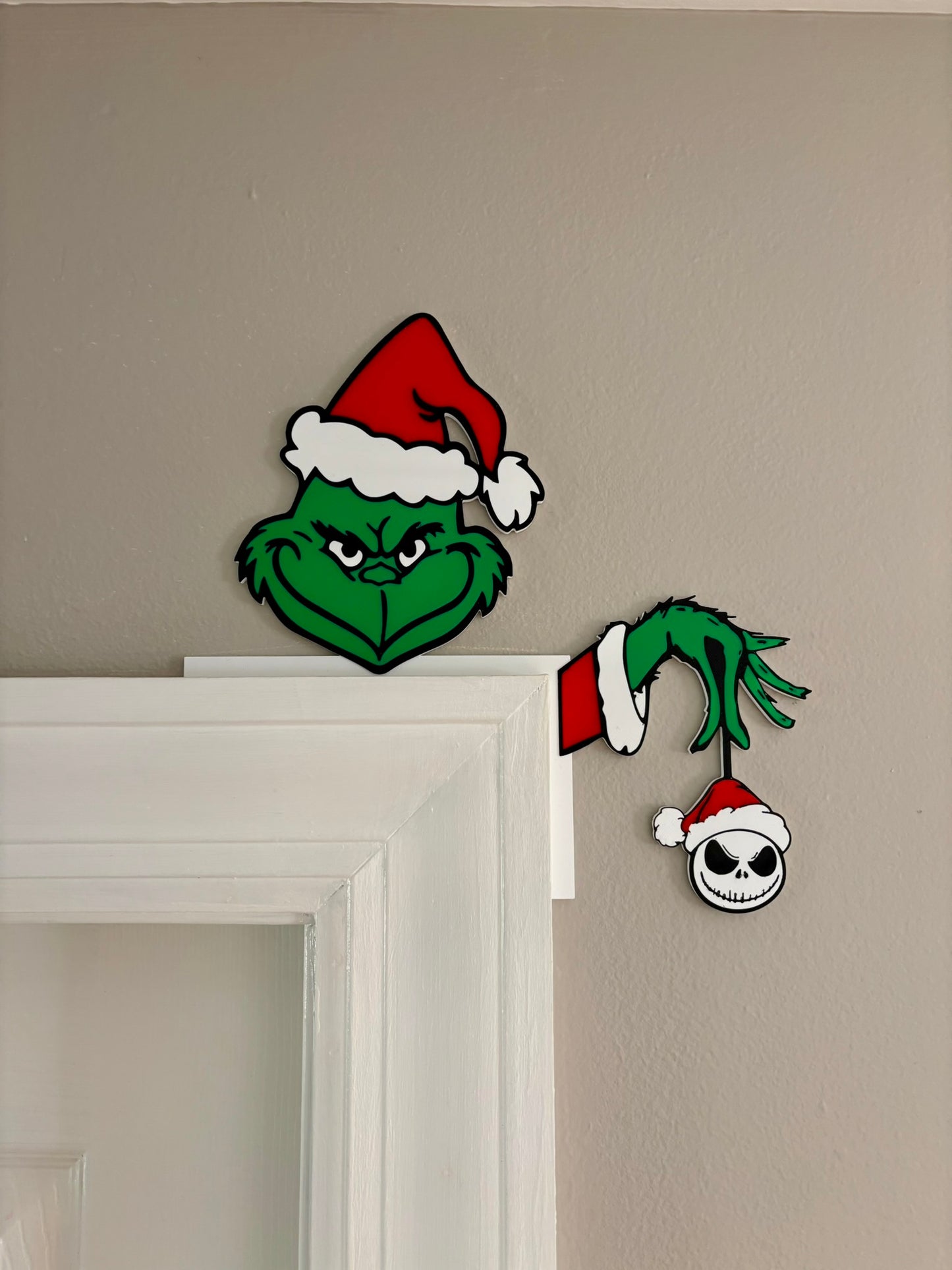 Grinch with Jack Skellington Ornament Door Corner