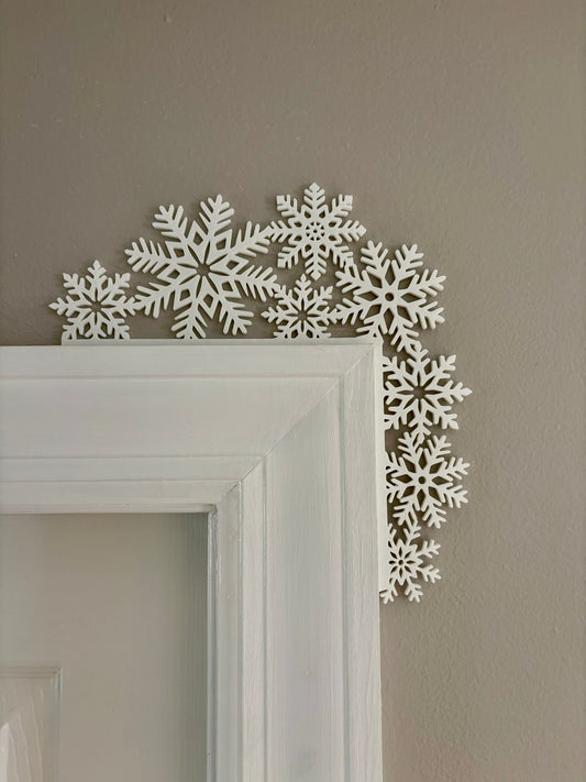 Snowflakes Door Corner