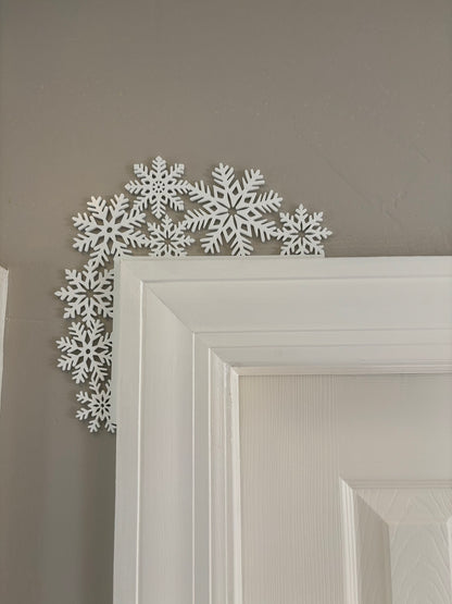 Snowflakes Door Corner