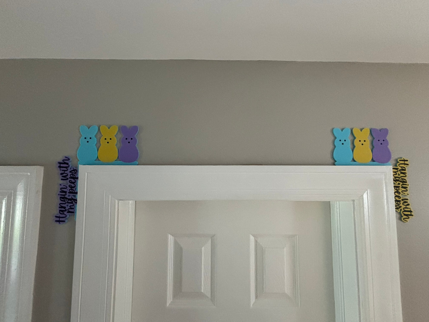 Hanging With My Peeps Easter Door Corner