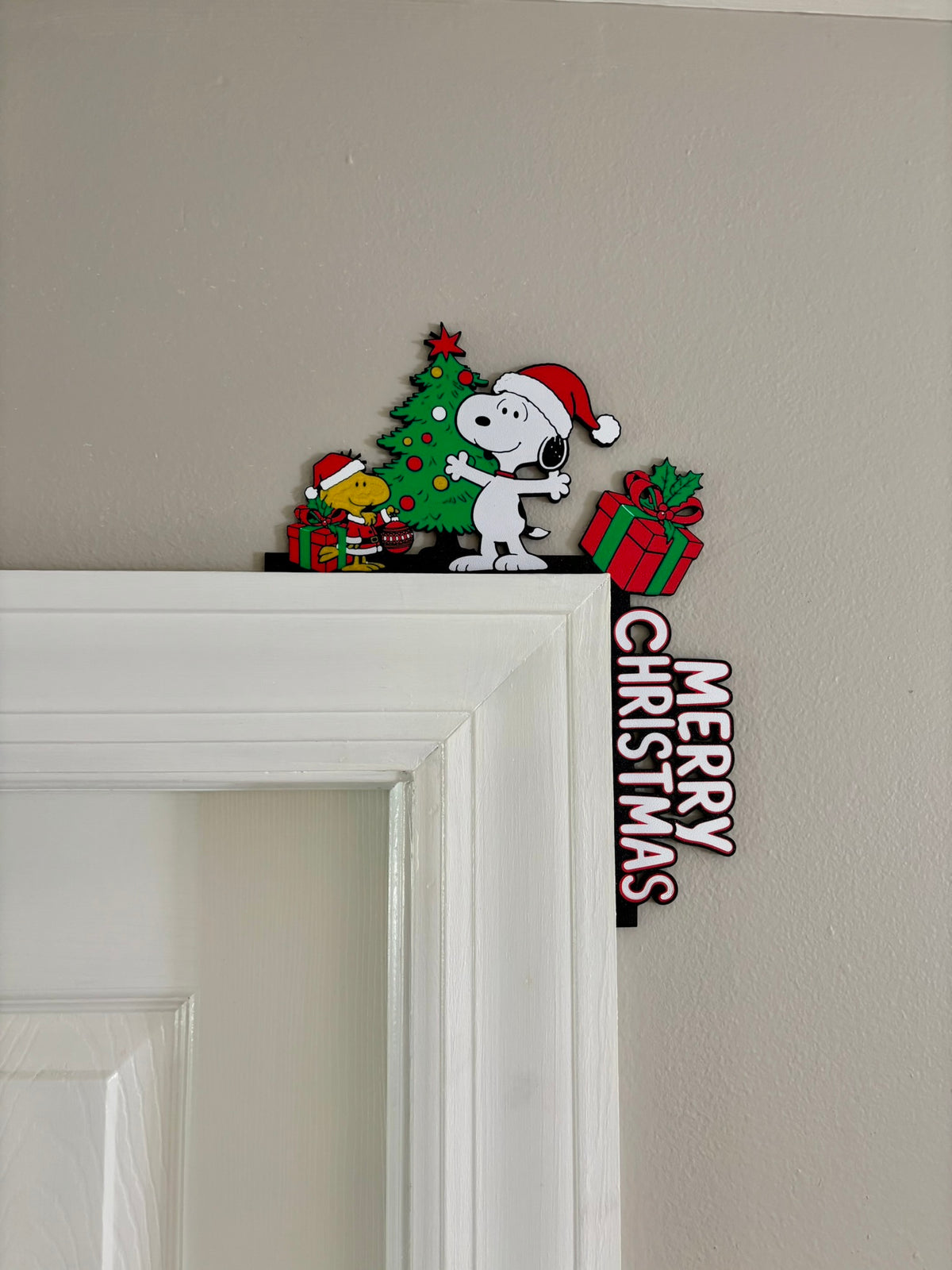 Snoopy and Woodstock Christmas Door Corner