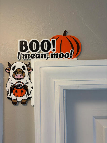 Highland Cow Halloween Door Window Corner Topper
